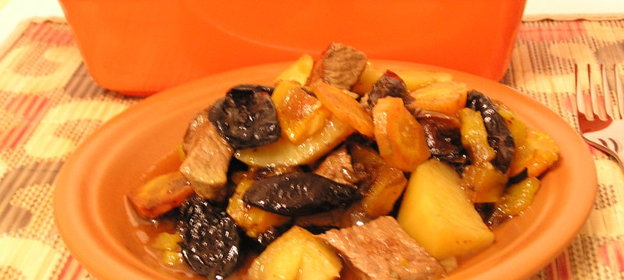 салат из консервированного тунца