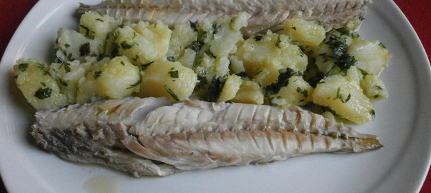 Скумбрия отварная в морской воде с уксусом