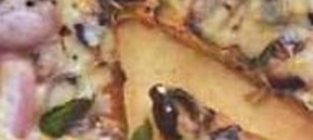 Пицца с грибами и шалотом