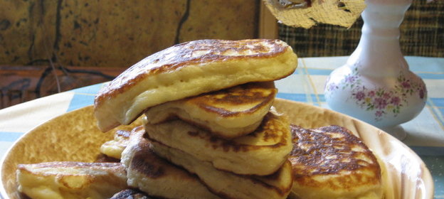 Соус из авокадо с базиликом и Соус из паприки