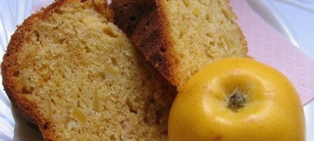 Ароматный яблочный кекс