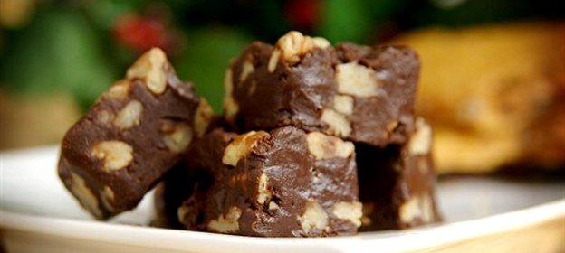 Ирис с арахисом и шоколадом