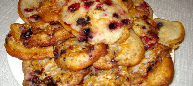 Оладьи со смородиной