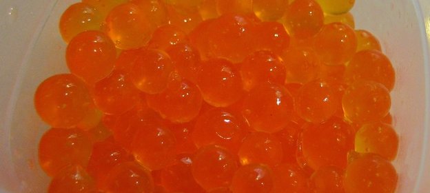 Фальшивая икра (из желе)