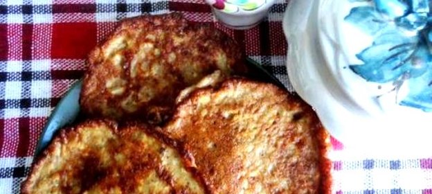 Печеночные оладьи с сыром