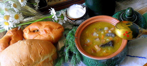 рыбный салат с яблоком