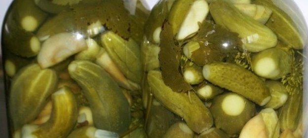 Пицца с томатами и сыром в СВЧ