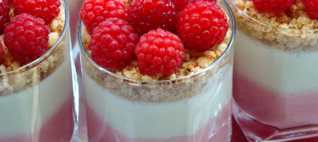 Десерт Малиновый деликатес