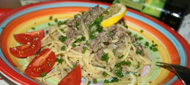Паста BORGES c соусом из тунца с лимонной цедрой и шнитт-луком