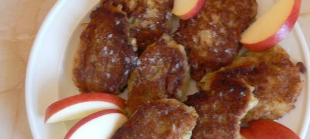 Оладьи из яблок