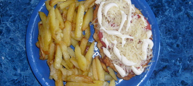 Курица с ананасами