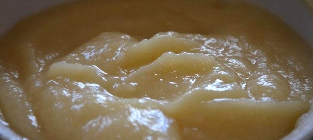 Яблочное пюре