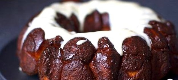 Хлеб со сливочной глазурью