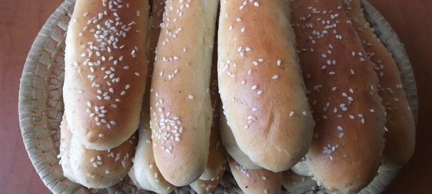 Чесночные мини-батончики (замес для хлебопечки)