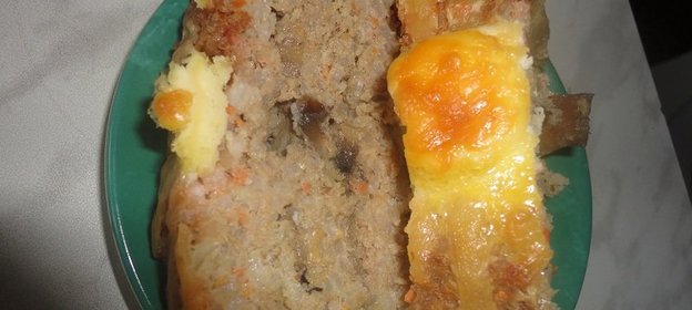 Мясная запеканка с шампиньонами и сыром