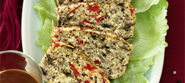 Запеканка из киноа с грибами и перцем