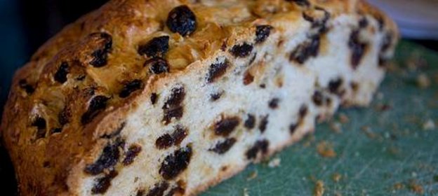 Ирландский хлеб с изюмом
