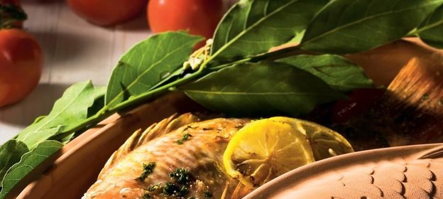 Морской карась на овощной подушке