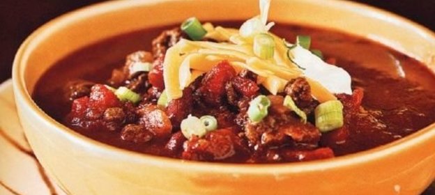 Мясной соус из лосятины с фасолью и помидорами