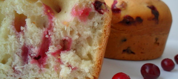 Ароматные кексы с ягодами