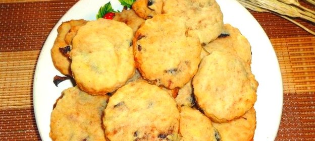 Постное печенье с черносливом
