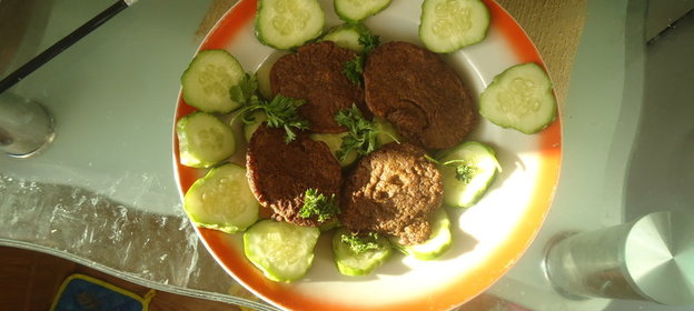 Морской язык, запеченный с сыром и майонезом