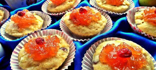 Тыквенные кексы с яблоком и клюквой к завтраку