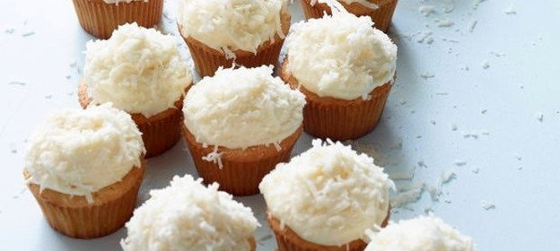 Рождественские кокосовые кексы