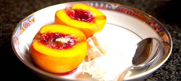 Запеченные персики