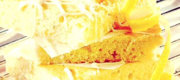 Лимонный кекс с глазурью