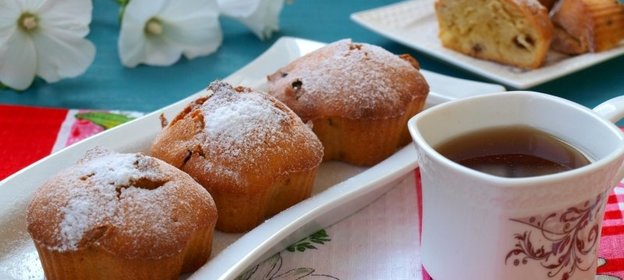 Коньячные кексы с изюмом