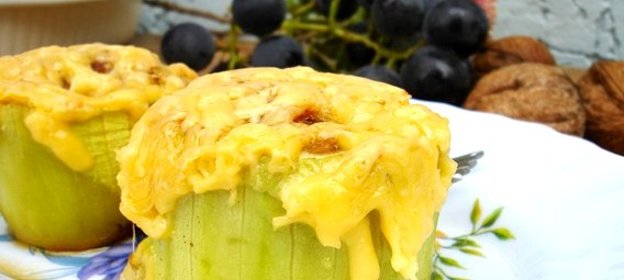 Кабачки, фаршированные фаршем и запеченные в духовке