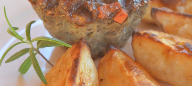 Маффины из печени с гречневыми хлопьями и овощами