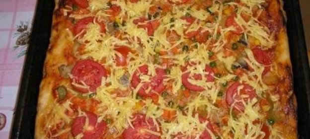 Пицца домашняя (тонкий слой теста)