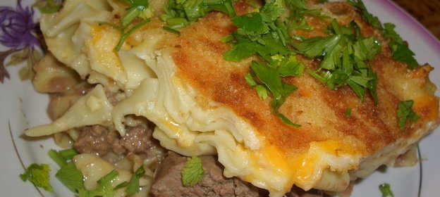 Запеканка из макарон,сыра и печени