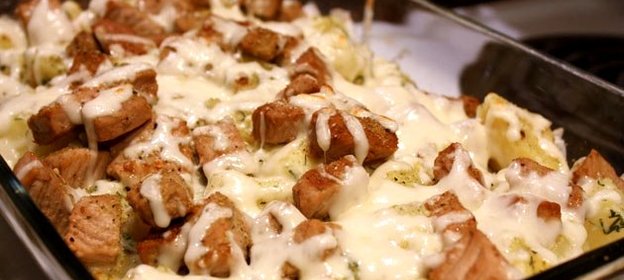 Сырная запеканка с мясом и картофелем