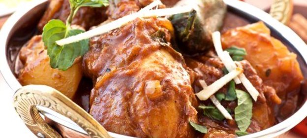 Куриные кусочки с имбирем и соевым соусом