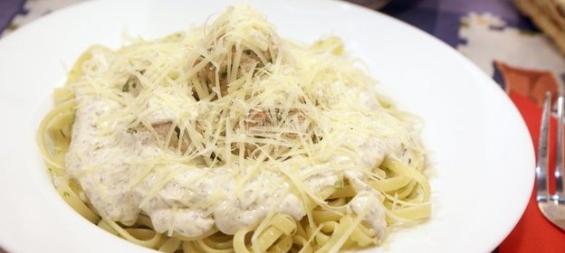 Спагетти с мясными шариками