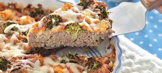 Мясная запеканка с брокколи и цветной капустой