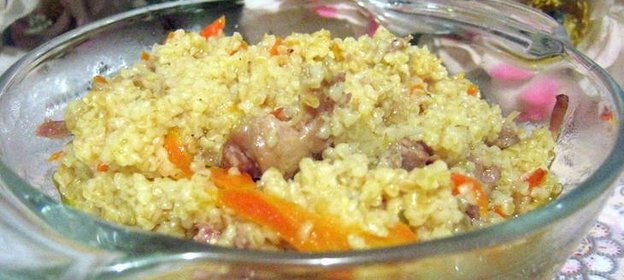 Пшеничная каша с тушеной свининой