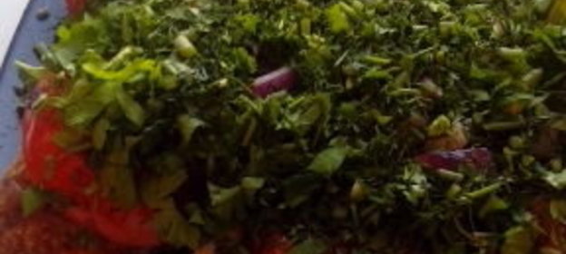 Спагетти с креветками и зеленым горошком