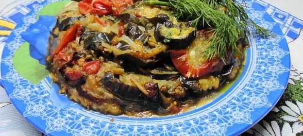 Тушеные баклажаны с помидорами в мультиварке