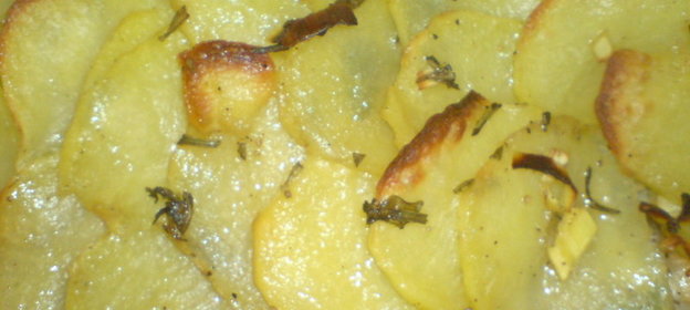 Филе морской рыбы под пряной картофельной чешуей