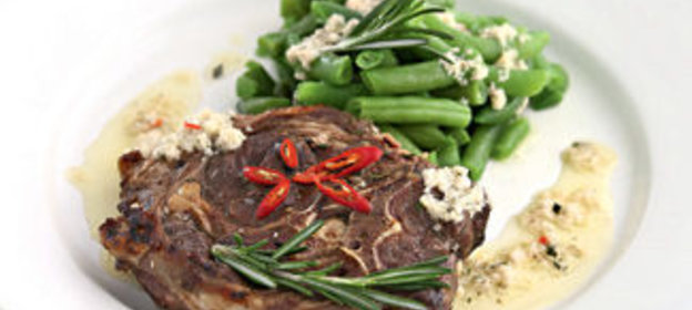 Молодой барашек с хлебным соусом