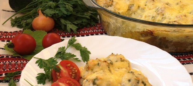 Кабачковая запеканка с куриными тефтелями
