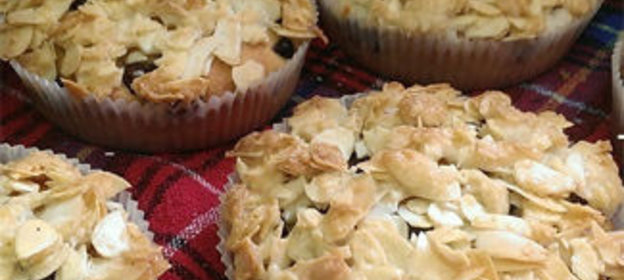 Кекс Миндальный с изюмом