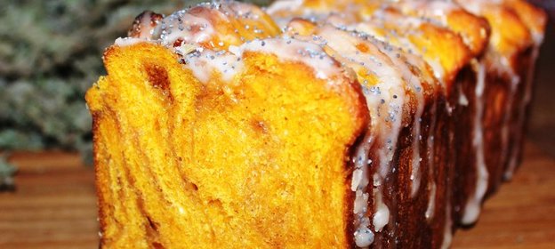 Постный отрывной тыквенный сахарный хлеб