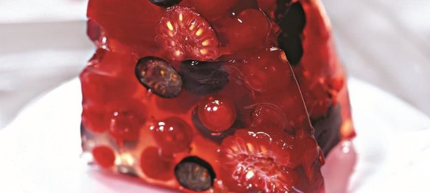 Десерт из летних ягод