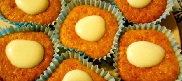 Кексы в бумажных формочках