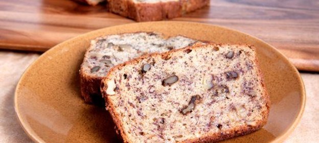 Зерновой хлеб с грецкими орехами